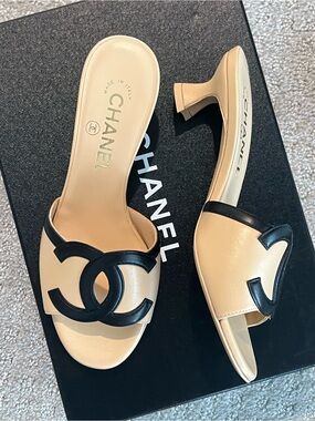 Chanel beige mules 26S size 36